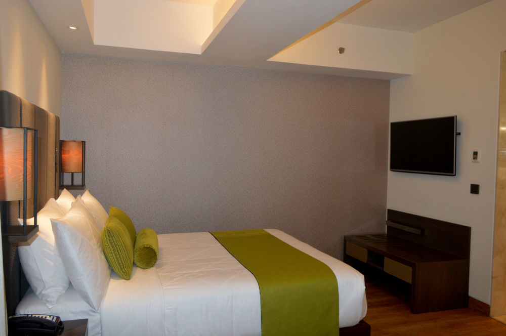 Hotel The Way Dhaka Extérieur photo