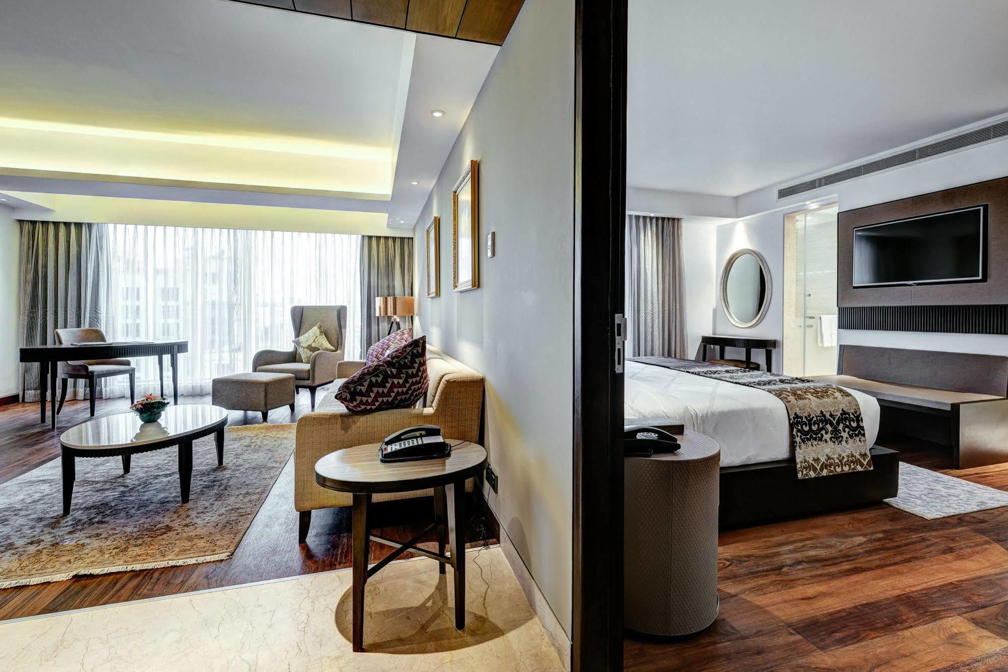 Hotel The Way Dhaka Extérieur photo